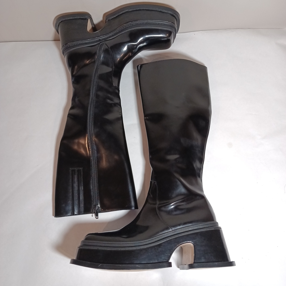 Black Platform Knee-High Boots - Women - Picture 5 of 8